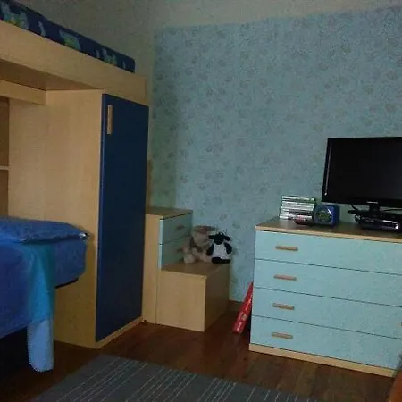 Tony Apartmán